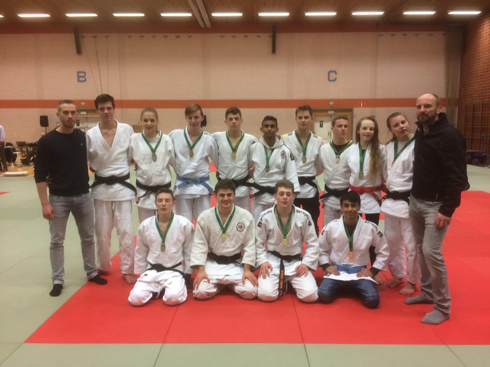 Twaalf medailles voor Judoclub Herzele op PK